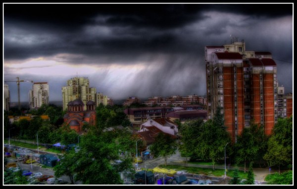 HDR Rain : Nikola's first HDR photo