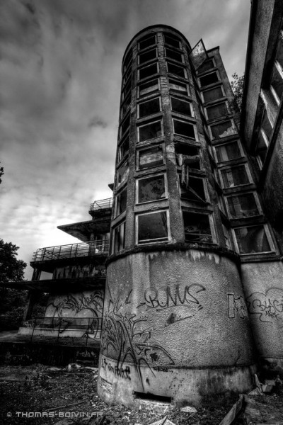 Sanatorium du vexin en noir et blanc