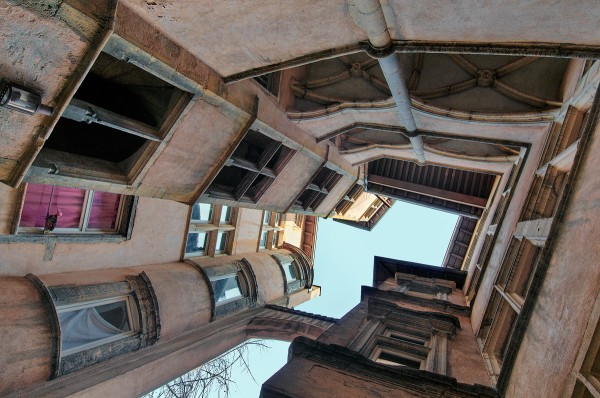 Cour intérieur du vieux Lyon en HDR par Laurent Gadolet